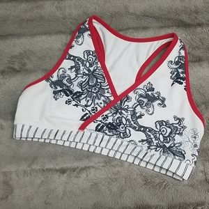 GUC Lululemon Deep V Sports Bra